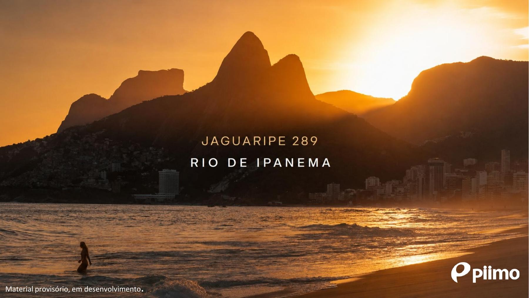 Pôr do sol em Ipanema com o Morro Dois Irmãos
